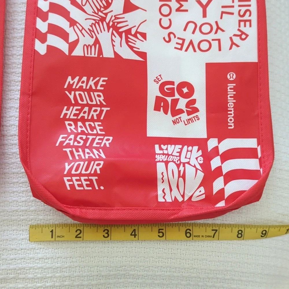 ❤️❤️ Lululemon Small Reusable Red Party Tote Bags - Set Of 8 ❤️❤️